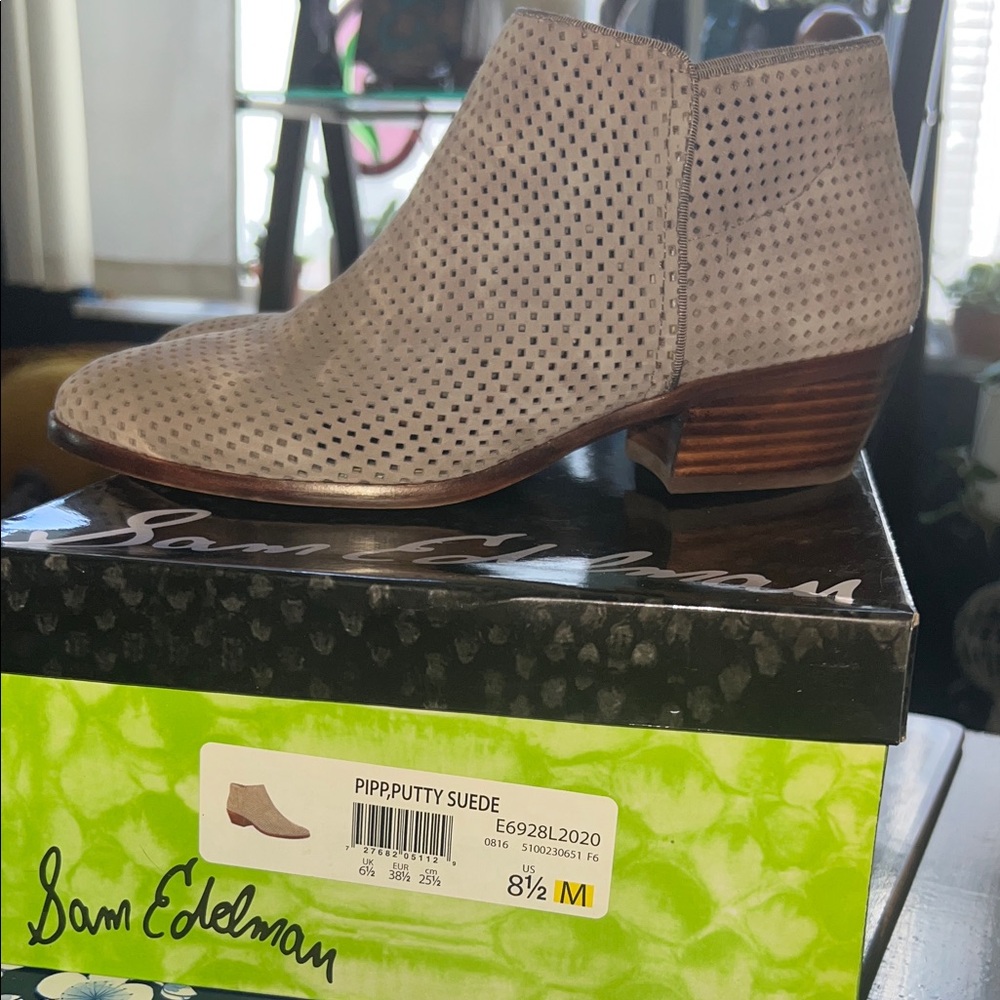 New Sam Edelman Women's Suede Perforated Ankle “PIPP” Boots in color Putty
